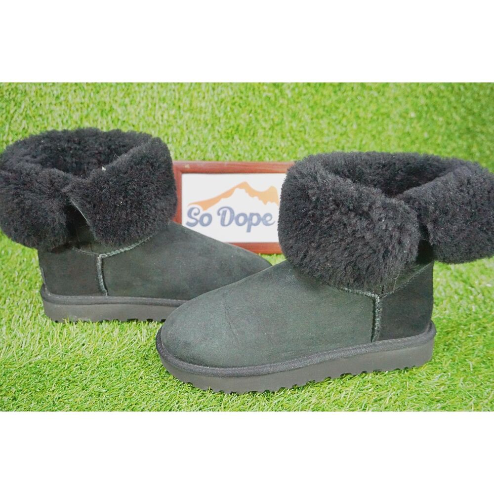 UGG Bailey Button II Water-Repellent Suede Boots - Women's Size 6